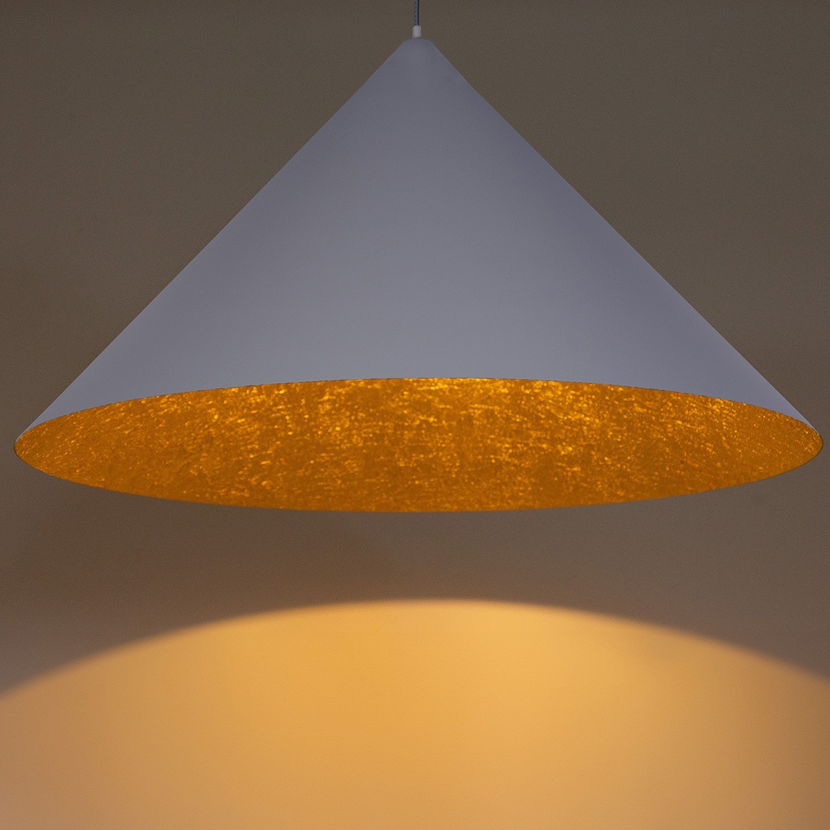 przyjemna dla oka oprawa Sigma VESUVIO lampa wisząca 41048 kolor szary-złoty 3 x E27 15W Led