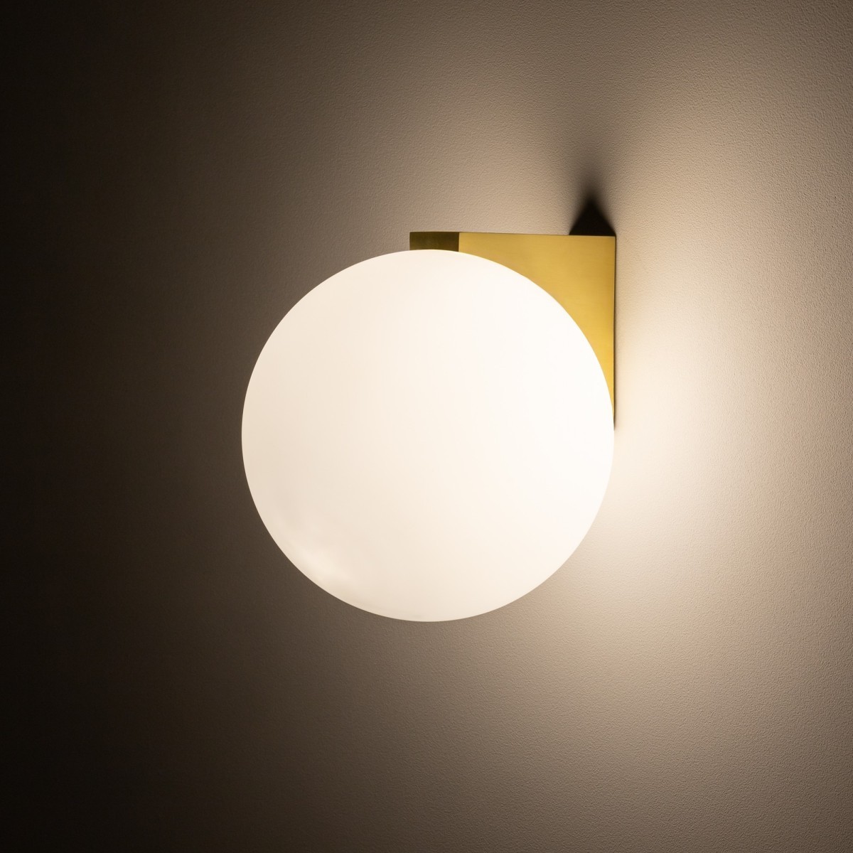 Nowodvorski ALOE 10525