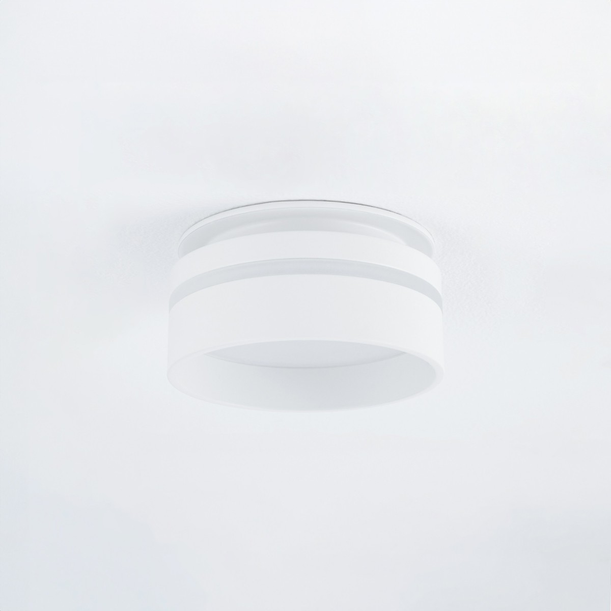 Nowodvorski MLJET 10494